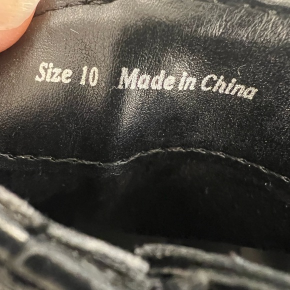 Dolce Vita Coltyn Crocodile Leather Ankle Boot - Picture 6 of 7